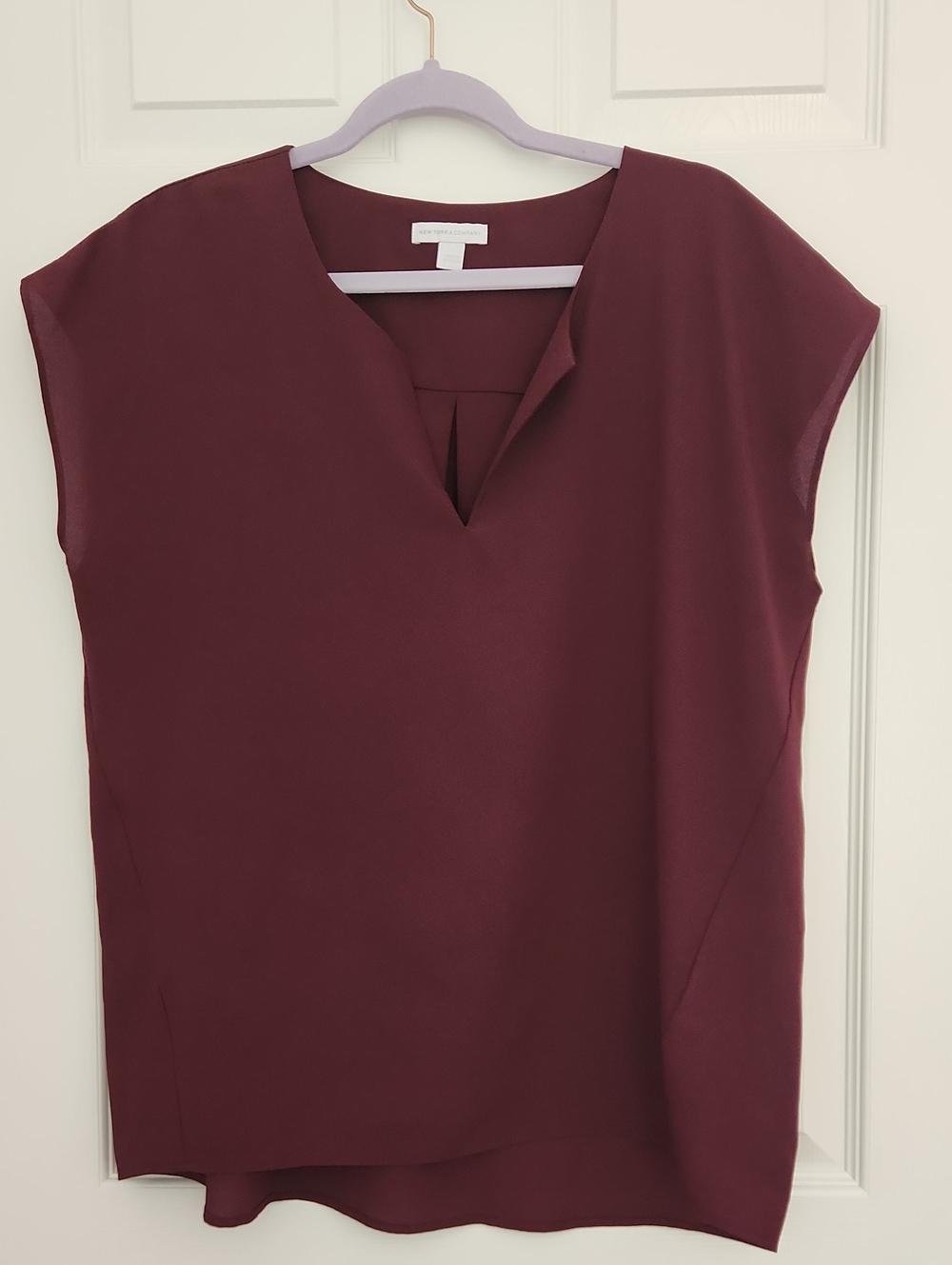 Business Casual Fall New York & Company Burgundy Split V-Neck Cap Sleeve Blouse